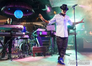 JonKlemm_Ne-Yo_Concert_01.jpg