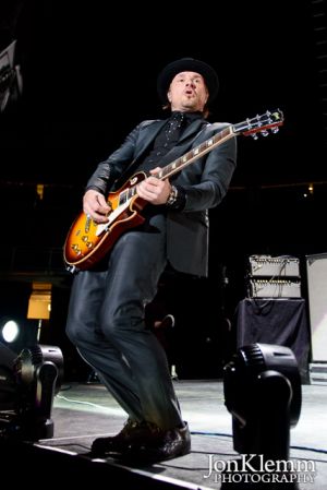 JonKlemm_VintageTrouble_05.jpg