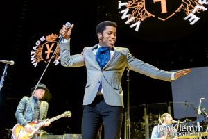JonKlemm_VintageTrouble_13.jpg