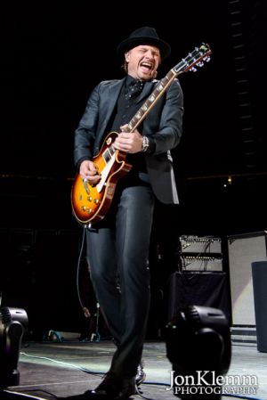 JonKlemm_VintageTrouble_20.jpg